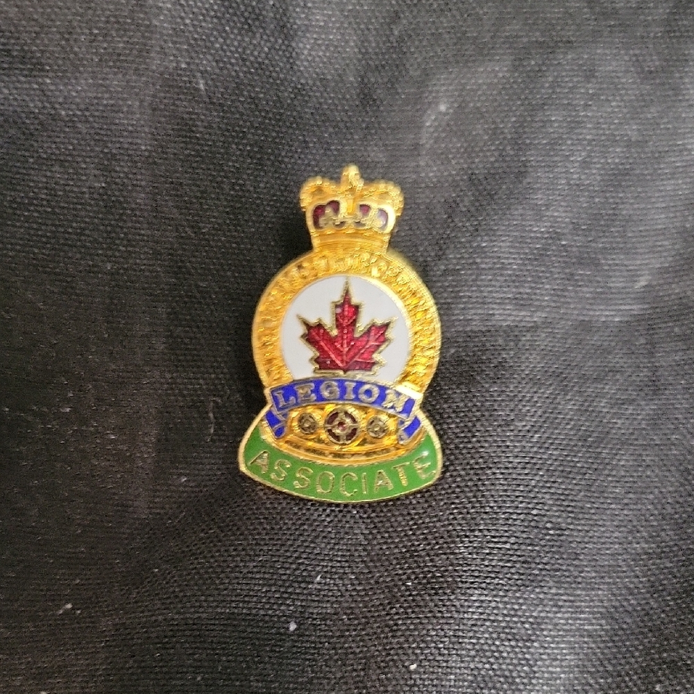 2/$7**Royal Canadian Legion Associate Badge